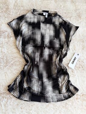🆕 NWT DKNY Mock Neck Snatched Ruched Sleeveless Top | Corporate Minimalist 🖤🤍